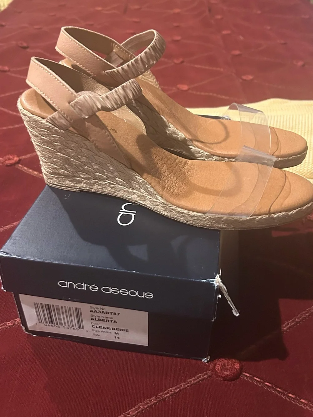 Andre Assous Beige Clear Strap Espadrille Wedge Sandals Alberta size 11